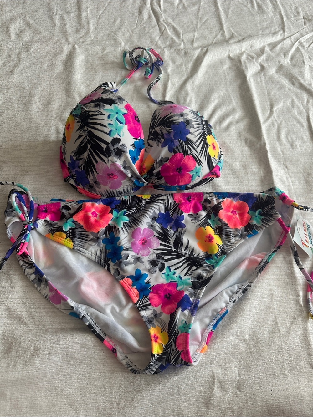 Vibrant Tropical Floral Bikini Set - Multicolor